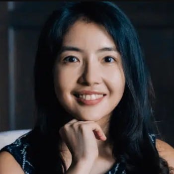 dermatologist Dr. Evelyn Tay